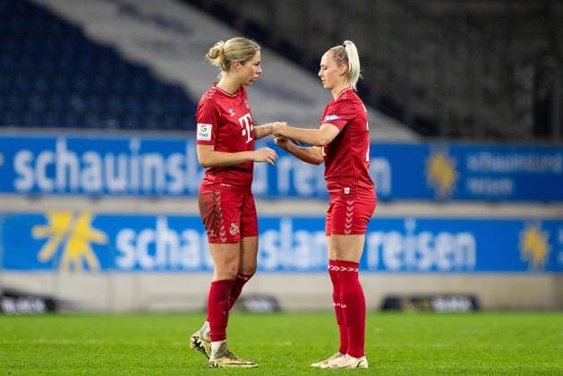 Google Pixel Frauen-Bundesliga 14. Spieltag: MSV Duisburg - 1. FC Köln; 18.02.2024 Sharon Beck (1. FC Köln, 10) als Kapitän Google Pixel Frauen-Bundesliga 14. Spieltag: MSV Duisburg - 1. FC Köln; Schauinsland-Reisen-Arena; Duisburg; 18.02.2024 DFB DFL REGULATIONS PROHIBIT ANY USE OF PHOTOGRAPHS AS IMAGE SEQUENCES AND OR QUASI-VIDEO Copyright: xBEAUTIFULxSPORTS Buriakovx