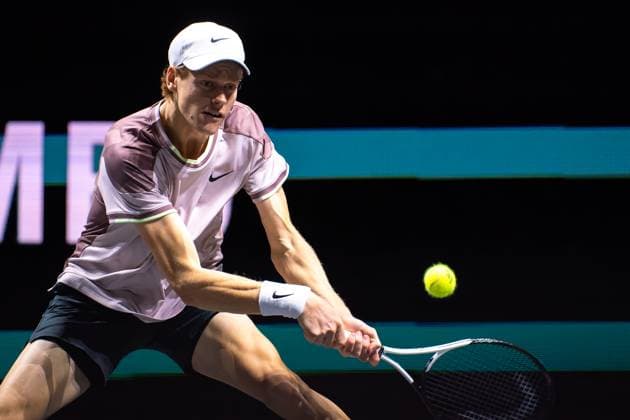 2024-02-18 ABN AMRO Open 2024 - Day 7 ROTTERDAM, NETHERLANDS - FEBRUARY 18: Jannik Sinner of Italy in action during Day 7 of the ABN AMRO Open 2024 at Ahoy on February 18, 2024 in Rotterdam, Netherlands. (Photo by Joris Verwijst BSR Agency) Rotterdam Netherlands Content not available for redistribution in The Netherlands directly or indirectly through any third parties. Copyright: xBSRxAgencyx