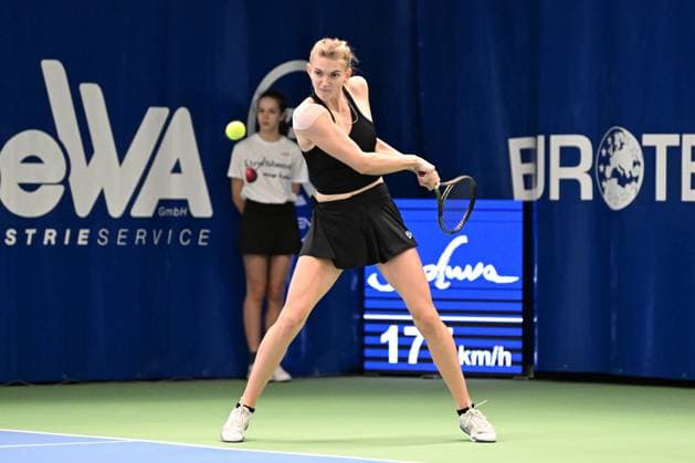 Siegerin Julia Avdeeva (RUS) Burgwaechter Ladies Open 2024, Damentennis, ITF Weltranglistenturnier, Finale, Einzel, Alison Van Uytvanck (BEL) vs. Julia Avdeeva (RUS), 18.02.2024 Burgwaechter Ladies Open 2024, Damentennis, ITF Weltranglistenturnier, 12.-18.02.2024 Altenkirchen Copyright: xAugstx xEibner-Pressefotox EP_jat