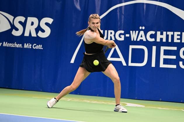 Siegerin Julia Avdeeva (RUS) Burgwaechter Ladies Open 2024, Damentennis, ITF Weltranglistenturnier, Finale, Einzel, Alison Van Uytvanck (BEL) vs. Julia Avdeeva (RUS), 18.02.2024 Burgwaechter Ladies Open 2024, Damentennis, ITF Weltranglistenturnier, 12.-18.02.2024 Altenkirchen Copyright: xAugstx xEibner-Pressefotox EP_jat