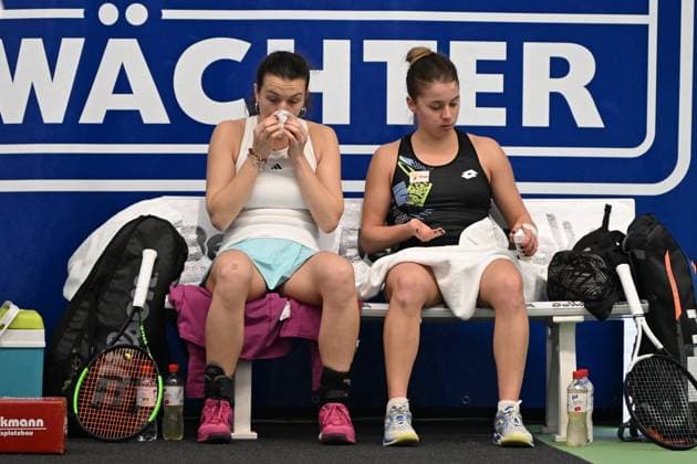 Turniersiegerinnen Maja Chwalinska (POL re) Jesika Maleckova (CZE li) Burgwaechter Ladies Open 2024, Damentennis, ITF Weltranglistenturnier, Finale Doppel, Julia Lohoff (GER) Conny Perrin (CHF) vs. Maja Chwalinska (POL) Jesika Maleckova )CZE), 18.02.2024 Burgwaechter Ladies Open 2024, Damentennis, ITF Weltranglistenturnier, 12.-18.02.2024 Altenkirchen Copyright: xAugstx xEibner-Pressefotox EP_jat