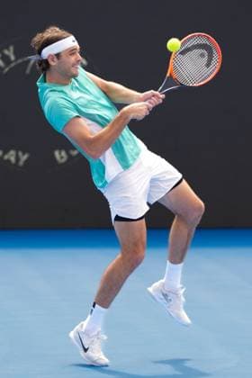 DELRAY BEACH, FL - FEBRUARY 19: Taylor Fritz (USA) in action wins the 2024 Delray Beach Open on February 19, 2024, at the Delray Beach Tennis Center in Delray Beach, FL.(Photo by Andrew Patron Icon Sportswire) TENNIS: FEB 19 Delray Beach Open EDITORIAL USE ONLY Icon2402198102