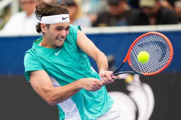 Bilder des Jahres 2024, Sport 02 Feburar Sport Themen der Woche KW08 DELRAY BEACH, FL - FEBRUARY 19: Taylor Fritz (USA) in action wins the 2024 Delray Beach Open on February 19, 2024, at the Delray Beach Tennis Center in Delray Beach, FL.(Photo by Andrew Patron Icon Sportswire) TENNIS: FEB 19 Delray Beach Open EDITORIAL USE ONLY Icon2402198122