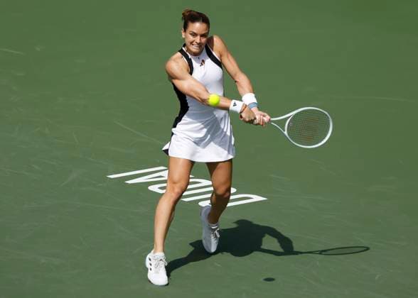 Maria Sakkari, Dubai Duty Free Tennis Championships, Dubai, U.A.E. Tennis - Dubai Tennis Championships 2024 - WTA, Tennis Damen - Dubai Duty Free Tennis Stadium - Dubai - - United Arab Emirates - 20 February 2024. Copyright: xJuergenxHasenkopfx