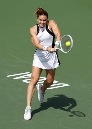 Maria Sakkari, Dubai Duty Free Tennis Championships, Dubai, U.A.E. Tennis - Dubai Tennis Championships 2024 - WTA, Tennis Damen - Dubai Duty Free Tennis Stadium - Dubai - - United Arab Emirates - 20 February 2024. Copyright: xJuergenxHasenkopfx