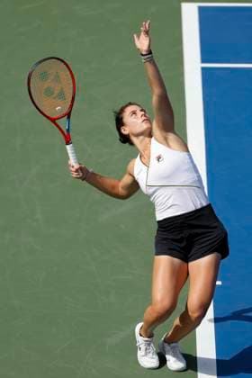 Emma Navarro (USA), Dubai Duty Free Tennis Championships, Dubai, U.A.E. Tennis - Dubai Tennis Championships 2024 - WTA, Tennis Damen - Dubai Duty Free Tennis Stadium - Dubai - - United Arab Emirates - 20 February 2024. Copyright: xJuergenxHasenkopfx