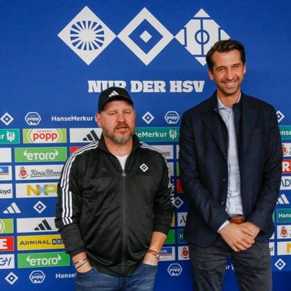 der neue Trainer Steffen Baumgart Sportdirektor Jonas Boldt ( HSV ) Deutschland , Hamburg , Volksparkstadion , Fussball , Bundesliga , 2. Fussball Bundesliga , Hamburger SV Pressekonferenz