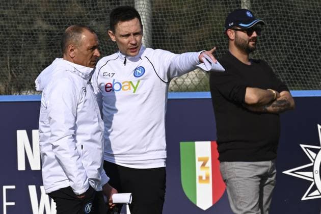 February 20, 2024, Napoli: Napoli™s head coach Francesco Calzona attends training session in Castel Volturno, Italy, 20 february 2024 . SSC Napoli will face FC Barcelona, Barca in their UEFA Champions League match on 21 february 2024.ANSA CIRO FUSCO UEFA Champions League - SSC Napoli vs FC Barcelona  - ZUMAa110 20240220_zaf_a110_045 Copyright: xCiroxFuscox