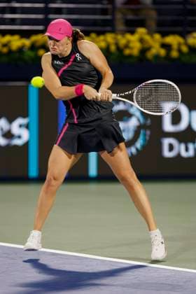 Iga Swiatek, Dubai Duty Free Tennis Championships, Dubai, U.A.E. Tennis - Dubai Tennis Championships 2024 - WTA, Tennis Damen - Dubai Duty Free Tennis Stadium - Dubai - - United Arab Emirates - 20 February 2024. Copyright: xJuergenxHasenkopfx