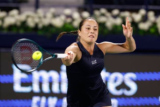 Elisabetta Coccianeto, Dubai Duty Free Tennis Championships, Dubai, U.A.E. Tennis - Dubai Tennis Championships 2024 - WTA, Tennis Damen - Dubai Duty Free Tennis Stadium - Dubai - - United Arab Emirates - 20 February 2024. Copyright: xJuergenxHasenkopfx