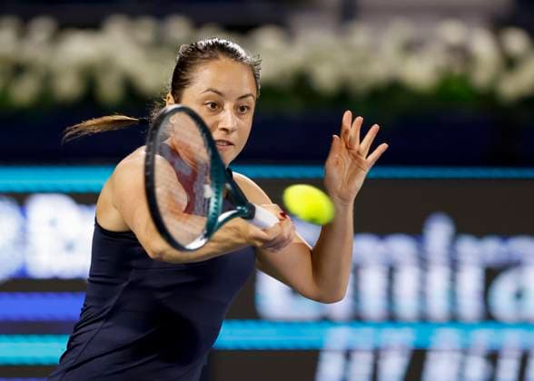 Elisabetta Coccianeto, Dubai Duty Free Tennis Championships, Dubai, U.A.E. Tennis - Dubai Tennis Championships 2024 - WTA, Tennis Damen - Dubai Duty Free Tennis Stadium - Dubai - - United Arab Emirates - 20 February 2024. Copyright: xJuergenxHasenkopfx