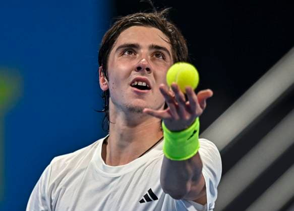 ATP, Tennis Herren Qatar Exxonmobil Open Tennis Tournament 2024 Alexander Shevchenko of Kazakhstan is playing against Richard Gasquet of France in his round of 32 singles match at the ATP Qatar ExxonMobil Open tennis tournament at the Khalifa International Tennis Complex in Doha, Qatar, on February 20, 2024. DOHA Qatar  Copyright: xNoushadxThekkayilx originalFilename:varittyakkal-atpqatar240220_npv0G.jpg