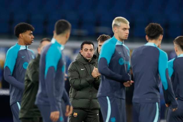 Head Coach Xavi FC Barcelona, Barca gestures, UEFA Champions League Round of 16, FC Barcelona training, Diego Armando Maradona Stadium, February 20, 2024, Naples, Italy.