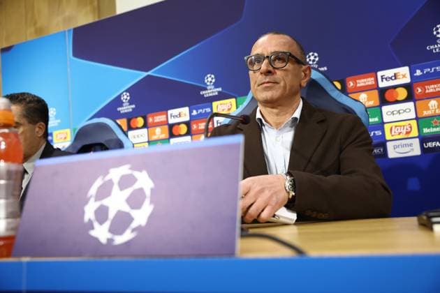 Foto Alessandro Garofalo LaPresse 20 febbraio 2024 Napoli, Italia calcio Champions League 2023 2024 - stadio Diego Armando Maradona conferenza stampa Barcelona Nella foto: Francesco Calzona allenatore (SSC Napoli); Febraury 20, 2024 Naples, Italy sport soccer Champions League 2023 2024 - Diego Armando Maradona stadium press conference, PK, Pressekonferenz Barcelona In the pic: Francesco calzona coach (SSC Napoli);  Copyright: xAlessandroxGarofalo LaPressex