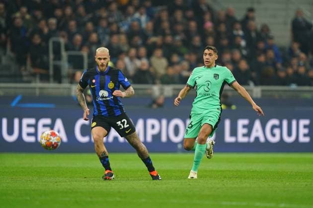 Foto Spada LaPresse 20 febbraio 2024 - Milano , Italia - calcio - Fc Inter Vs Atletico Madrid - Champions League 2023 2024 - Stadio San Siro Nella foto: Federico Dimarco (FC Inter); nahuel molina (madrid ) February 20 , 2024 Milan , Italy - sport, calcio - Fc Inter Vs Atletico Madrid - Champions League 2023 2024 - San Siro Stadium . In the pic : Federico Dimarco (FC Inter); nahuel molina (madrid )  Copyright: xSpada LaPressex