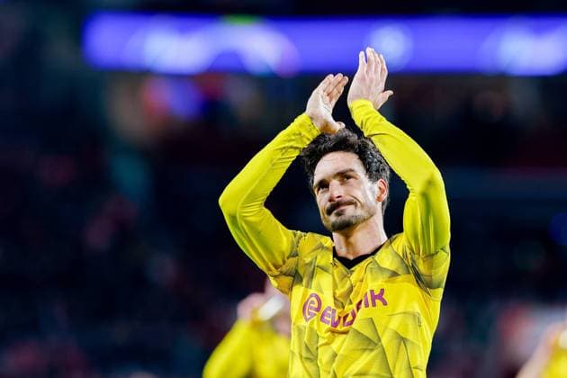Sport Themen der Woche KW08 Sport Bilder des Tages EINDHOVEN, 20-02-2024, Philips Stadium, UEFA Champions League season 2023 24, match between PSV and Borussia Dortmund, Borussia Dortmund player Mats Hummels after the match draw endscore 1-1 PSV - Borussia Dortmund  x24345696x Copyright: