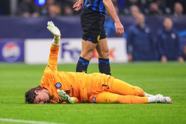 MILAN, ITALY - FEBRUARY 20: goalkeeper Yann Sommer of Inter Milan during the UEFA Champions League 2023 24 round of 16 first leg match between FC Internazionale and AtlÃ tico Madrid at Stadio Giuseppe Meazza on February 20, 2024 in Milan, Italy. Copyright: xJustPictures.ch JarixPestelaccix jp-en-EuSpIm-JPH09666-20240220
