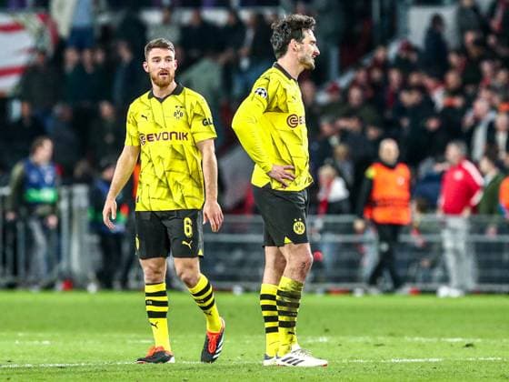 Salih Ozcan Oezcan (Borussia Dortmund BVB, 06) und Mats Hummels (Borussia Dortmund BVB, 15) unzufrieden, enttäuscht enttaeuscht, NLD, PSV Eindhoven vs. Borussia Dortmund BVB, UEFA Champions League 2023 24 - Achtefinale, Hinspiel, 20.02.2024, NLD, PSV Eindhoven vs. Borussia Dortmund BVB, UEFA Champions League 2023 24 - Achtefinale, Hinspiel, 20.02.2024, Foto: Eibner-Pressefoto Gabriel Boia EIndhoven Copyright: xEibner-Pressefoto GabrielxBoiax EP_EER