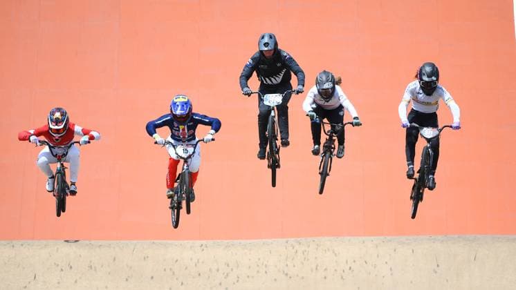 Bilder des Jahres 2024, Sport 02 Feburar Sport Themen der Woche KW08 Sport Bilder des Tages BMX WORLD CUP MEDIA OP, Riders are seen training after a BMX Racing World Cup press conference, PK, Pressekonferenz at the Sleeman Sports Complex in Brisbane, Wednesday, February 21, 2024. ( NO ARCHIVING, EDITORIAL USE ONLY, NO USE IN BOOKS WITHOUT CONSENT BRISBANE QU EENSLAND AUSTRALIA  Copyright: xJONOxSEARLEx 20240221001905678136