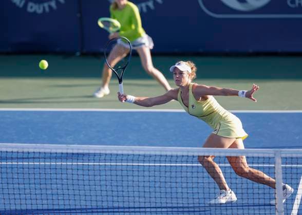 Aliaksandra Sasnovich, Laura Siegemund, Damen Doppel, Dubai Duty Free Tennis Championships, Dubai, U.A.E. Tennis - Dubai Tennis Championships 2024 - WTA, Tennis Damen - Dubai Duty Free Tennis Stadium - Dubai - - United Arab Emirates - 21 February 2024. Copyright: xJuergenxHasenkopfx