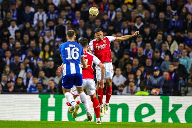 FC Porto v Arsenal Champions League 21 02 2024. William Saliba (2) of Arsenal heads clear during the Champions League match between FC Porto and Arsenal at Estadio do Dragao, Porto, Portugal on 21 February 2024. Editorial use only , Copyright: xNigelxKeenex PSI-19079-0017