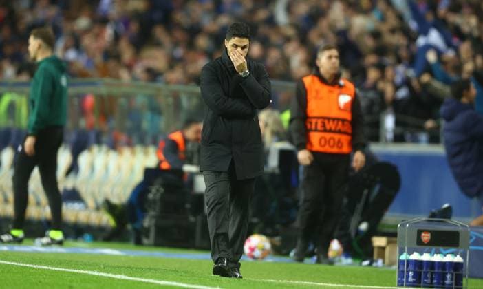 Arsenal manager Mikel Arteta shows a look of dejection after the winning goal by Wenderson Galeno of Porto Porto v Arsenal, UEFA Champions League, Round of 16, First Leg, Football, Estadio do Dragao, Porto, Portugal - 21 Feb 2024 EDITORIAL USE ONLY No use with unauthorised audio, video, data, fixture lists, club league logos or live services. Online in-match use limited to 120 images, no video emulation. No use in betting, games or single club league player publications.  Copyright: xKieranxMcManus Shutterstockx 14355127ay