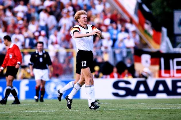 EFFENBERG Stefan Team Deutschland jubelt nach seine Tor zum 2 : 0 Endstand UEFA Fussball Europameisterschaften 1992 Schweden Vorrundenspiel Deutschland - Schottland 2 : 0 am 15 .Juni 1992 in Norrkoeping Copyright: xLacixPerenyix