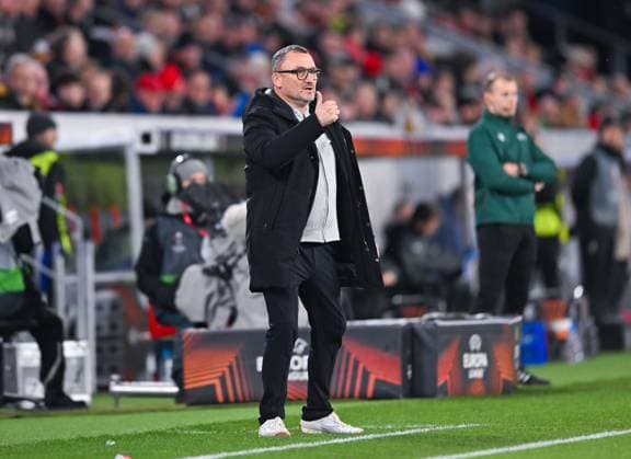 Germany, Freiburg, 22.02.2024, Europa-Park Stadion, SC Freiburg vs RC Lens - UEFA Europa League, Trainer Franck Haise (RC Lens) gestures Freiburg Europa-Park Stadion Baden-Wuerttemberg Germany
