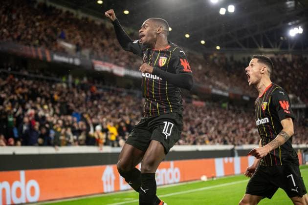 UEFA Europa League: SC Freiburg - RC Lens; 22.02.20224 RC Lens im Jubel zum 0:1, durch David Pereira da Costa (RC Lens, 10) UEFA Europa League: SC Freiburg - RC Lens; Europa-Park-Stadion, Freiburg; 22.02.20224 Copyright: xBEAUTIFULxSPORTS Buriakovx