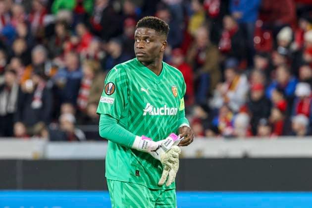 Brice Samba (RC Lens, 30) , Fussball, UEFA Europa League, Play-off 2. Spiel, 2023 2024, SC Freiburg vs. RC Lens, 22.02.2024, Europa-Park Stadion , Freiburg im Breisgau, Deutschland Freiburg im Breisgau Europa-Park Stadion Baden-Wuerttemberg Deutschland Copyright: xGrantxHubbsx