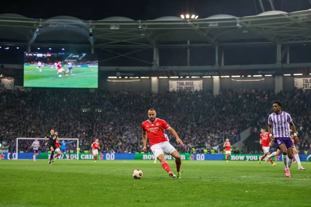 Toulouse - Stadium de Toulouse, 22.02.2024 UEFA Europa League Play-off Toulouse FC - S.L.Benfica v.l., Arthur Cabral (S.L.Benfica) Copyright: JoaquimxFerreira