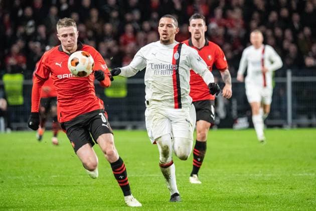 IsmaÃ«l Bennacer (AC Milan) Adrien Truffert (Stade Rennais) FOOTBALL : Stade Rennais x AC Milan - Ligue Europa - Barrage retour - 22 02 2024 BaptisteAutissier Panoramic 