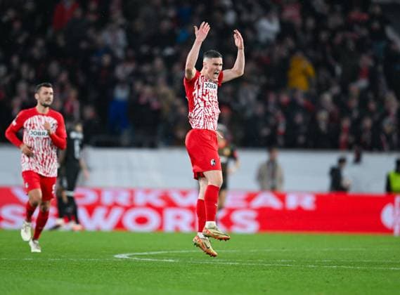 Germany, Freiburg, 22.02.2024, Europa-Park Stadion, SC Freiburg vs RC Lens - UEFA Europa League, Roland Sallai (SC Freiburg) celebrates his first goal Freiburg Europa-Park Stadion Baden-Wuerttemberg Germany