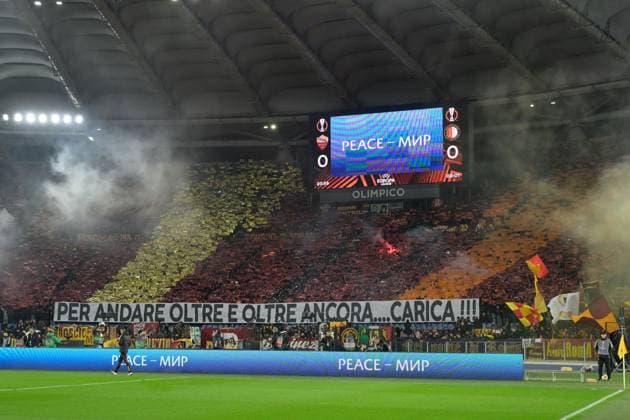 AS Roma supporters during the UEFA Europa League 2023-2024 football match between AS Roma and Feyenoord at the Olympic Stadium in Rome on February 22, 2024.  Copyright: xFabrizioxCorradetti IPAxSportx x xx IPA_43659527 IPA_Agency_IPA43659527