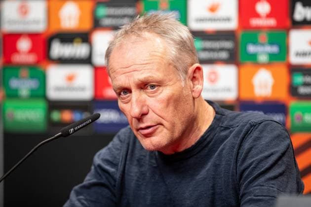UEFA Europa League: SC Freiburg - RC Lens; 22.02.20224 Christian Streich (SC Freiburg, Cheftrainer), Pressekonferenz nach dem Spiel UEFA Europa League: SC Freiburg - RC Lens; Europa-Park-Stadion, Freiburg; 22.02.20224 Copyright: xBEAUTIFULxSPORTS Buriakovx