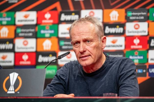 UEFA Europa League: SC Freiburg - RC Lens; 22.02.20224 Christian Streich (SC Freiburg, Cheftrainer), Pressekonferenz nach dem Spiel UEFA Europa League: SC Freiburg - RC Lens; Europa-Park-Stadion, Freiburg; 22.02.20224 Copyright: xBEAUTIFULxSPORTS Buriakovx