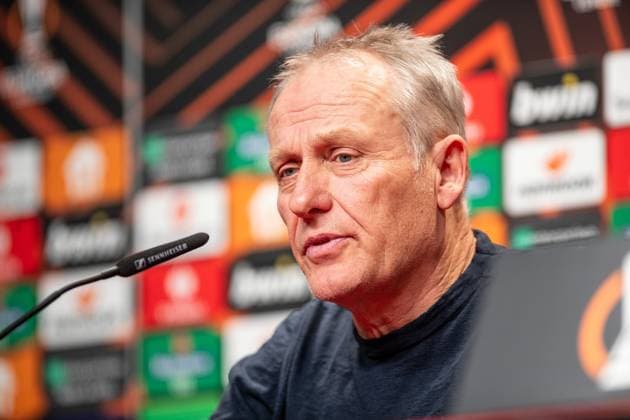 UEFA Europa League: SC Freiburg - RC Lens; 22.02.20224 Christian Streich (SC Freiburg, Cheftrainer), Pressekonferenz nach dem Spiel UEFA Europa League: SC Freiburg - RC Lens; Europa-Park-Stadion, Freiburg; 22.02.20224 Copyright: xBEAUTIFULxSPORTS Buriakovx