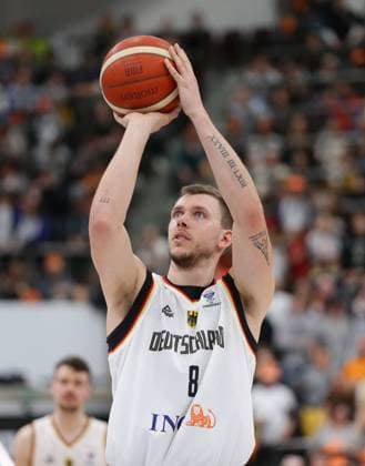 Ludwigsburg , Basketball EuroBasket Qualifier Deutschland vs. Montenegro , Jan Niklas Wimberg ( D )