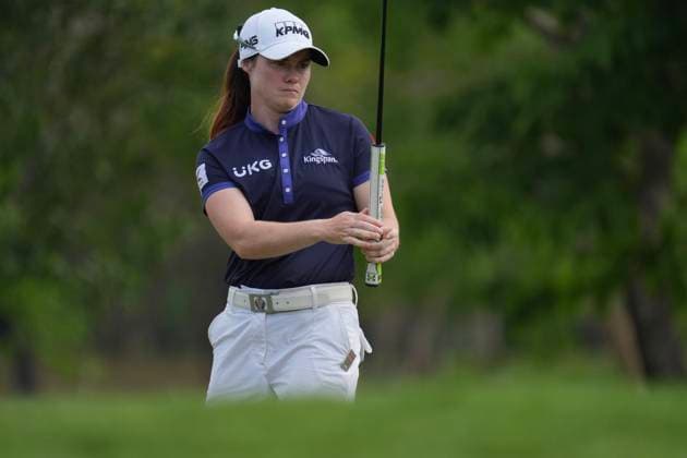 Honda LPGA, Golf Damen Thailand 2024 Round 2 Leona Maguire of Italy is looking at her shot during the second round of the Honda LPGA Thailand 2024 at Siam Country Club Old Course in Chonburi, Thailand, on February 23, 2024. Chonburi Thailand  Copyright: xVachiraxVachirax originalFilename:kalong-notitle240223_npLpP.jpg