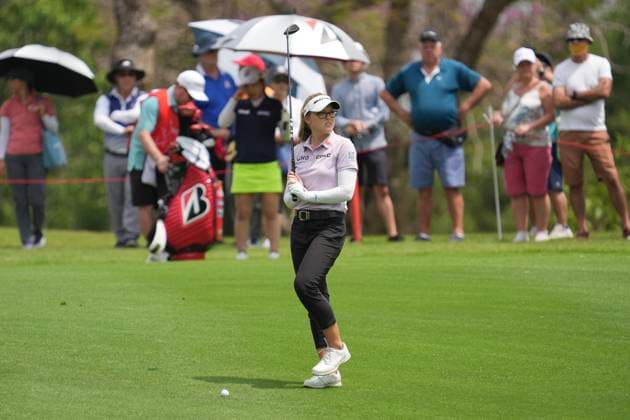 Honda LPGA, Golf Damen Thailand 2024 Round 2 Brooke M. Henderson of Canada is looking on during the second round of the Honda LPGA Thailand 2024 at Siam Country Club Old Course in Chonburi, Thailand, on February 23, 2024. Chonburi Thailand  Copyright: xVachiraxVachirax originalFilename:kalong-notitle240223_npPU6.jpg