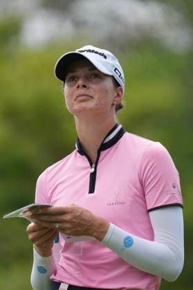 Honda LPGA, Golf Damen Thailand 2024 Round 2 Esther Henseleit of Germany is looking on during the second round of the Honda LPGA Thailand 2024 at Siam Country Club Old Course in Chonburi, Thailand, on February 23, 2024. Chonburi Thailand  Copyright: xVachiraxVachirax originalFilename:kalong-notitle240223_npT2J.jpg