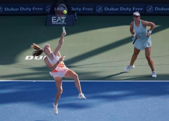 Nicole Melchiar Ellen Perez, Damen Doppel, Dubai Duty Free Tennis Championships, Dubai, U.A.E. Tennis - Dubai Tennis Championships 2024 - WTA, Tennis Damen - Dubai Duty Free Tennis Stadium - Dubai - - United Arab Emirates - 23 February 2024. Copyright: xJuergenxHasenkopfx