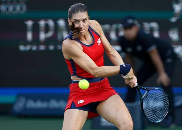 Sorana Cirstea, Dubai Duty Free Tennis Championships, Dubai, U.A.E. Tennis - Dubai Tennis Championships 2024 - WTA, Tennis Damen - Dubai Duty Free Tennis Stadium - Dubai - - United Arab Emirates - 23 February 2024. Copyright: xJuergenxHasenkopfx