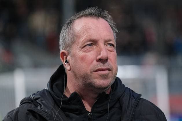 Markus Kauczinski (SV Wehen Wiesbaden, Trainer) beim TV Interview vor der Partie. GER, SV Wehen Wiesbaden gegen SC Paderborn 07, Fussball, 2. Bundesliga, 23. Spieltag, Spielzeit 2023 2024, 23.02.2024 DFL REGULATIONS PROHIBIT ANY USE OF PHOTOGRAPHS AS IMAGE SEQUENCES AND OR QUASI-VIDEO GER, SV Wehen Wiesbaden gegen SC Paderborn 07, Fussball, 2. Bundesliga, 23. Spieltag, Spielzeit 2023 2024, 23.02.2024 Wiesbaden