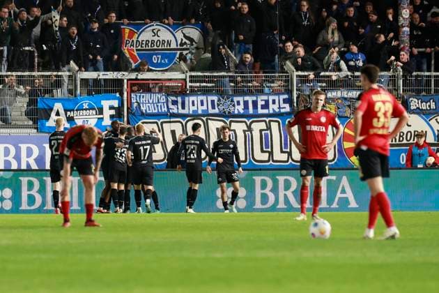 23.02.2024, xavx, Fussball 2.Bundesliga, SV Wehen Wiesbaden - SC Paderborn 07 emspor, v.l. Filip Bilbija (SC Paderborn 07) celebrate the goal, Der Torjubel zum 1:2 (DFL DFB REGULATIONS PROHIBIT ANY USE OF PHOTOGRAPHS as IMAGE SEQUENCES and or QUASI-VIDEO) Wiesbaden