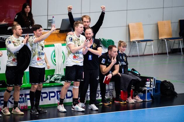 23.02.2024 - Handball, 2023 2024, 2. Bundesliga, 22. Spieltag, GWD Minden - HC Elbflorenz Dresden: (M-R) Ivar Stavast (Elbflorenz), Andre Haber (Trainer - Elbflorenz)