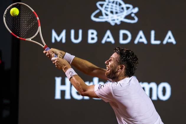 (240224) -- RIO DE JANEIRO, Feb. 24, 2024 -- Cameron Norrie of Britain hits a return during the quarterfinal against Thiago Seyboth Wild of Brazil at the 2024 ATP500 Rio Open at Jockey Club Brasileiro in Rio de Janeiro, Brazil, Feb. 23, 2024. ) (SP)BRAZIL-RIO DE JANEIRO-TENNIS-ATP500-RIO OPEN-QUARTERFINALS WangxTiancong 