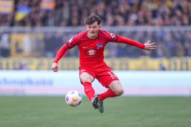 24.02.2024, Fussball, 2. Bundesliga, 23. Spieltag, Saison 2023 2024, Eintracht Braunschweig - Hertha BSC, Fabian Reese (Hertha BSC) Braunschweig Eintracht Stadion NDS Deutschland xRHR-FOTO TRx *** 24 02 2024, Soccer, 2 Bundesliga, Matchday 23, Season 2023 2024, Eintracht Braunschweig Hertha BSC, Fabian Reese Hertha BSC Braunschweig Eintracht Stadion NDS Germany xRHR PHOTO TRx Copyright: RHR-FOTOx RHR-FOTO TR