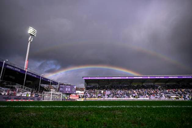 Regenbogen über dem Stadion, VfL Osnabrueck vs. Hannover 96, Fussball, 2. Bundesliga, 23. Spieltag, 24.02.2024 DFB regulations prohibit any use of photographs as image sequences and or quasi-video Osnabrueck Niedersachsen Deutschland