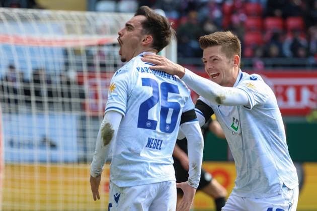 24.02.2024, xusrbx, Fussball 2.Bundesliga, 1.FC Kaiserslautern - Karlsruher SC emspor, Torjubel, 82. Spielminute, Tor 0:3, Marvin Wanitzek (Karlsruher SC , 10), Paul Nebel (Karlsruher SC , 26), (DFL DFB REGULATIONS PROHIBIT ANY USE OF PHOTOGRAPHS as IMAGE SEQUENCES and or QUASI-VIDEO) Kaiserslautern